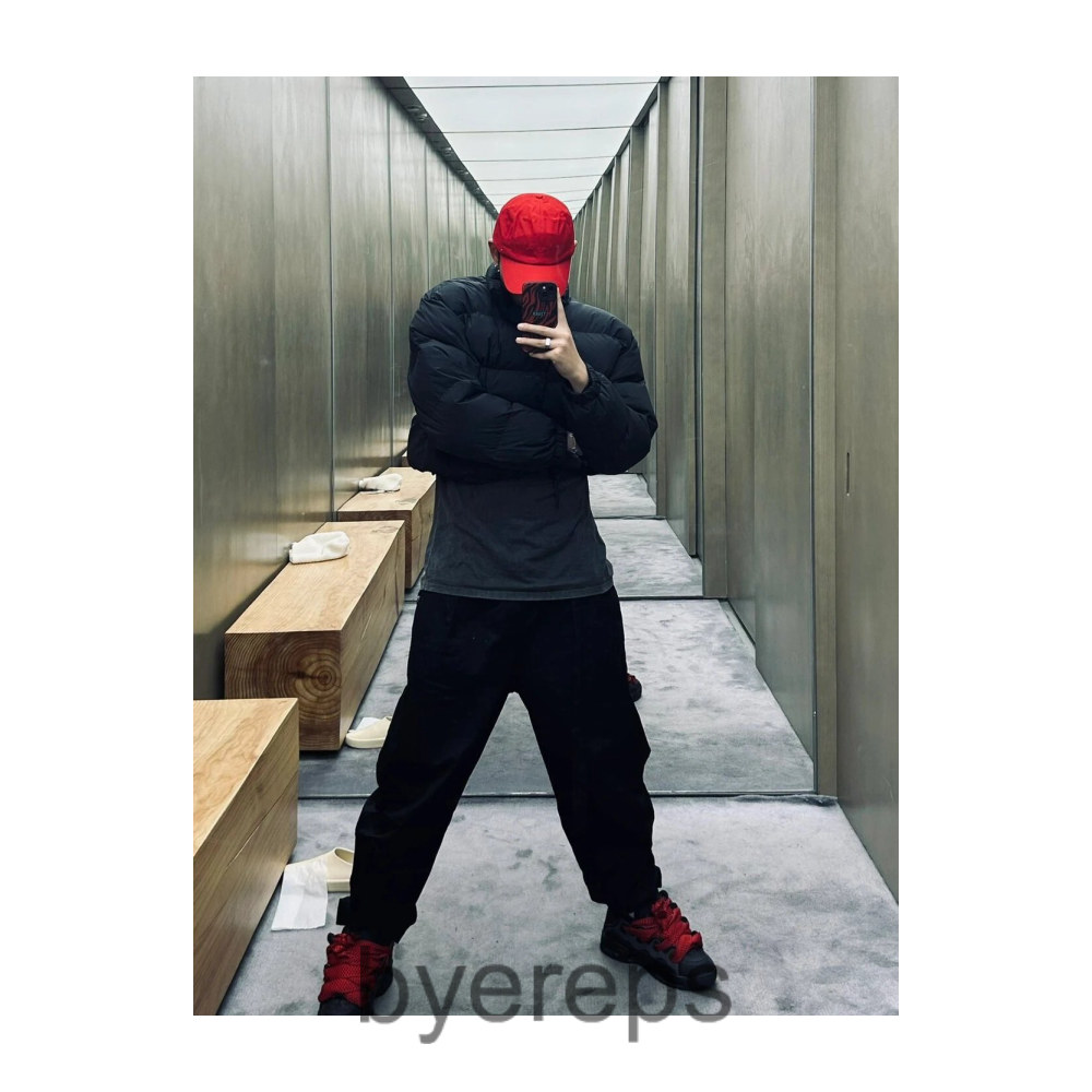 Balenciaga Cropped Puffer — photo 4 of 4