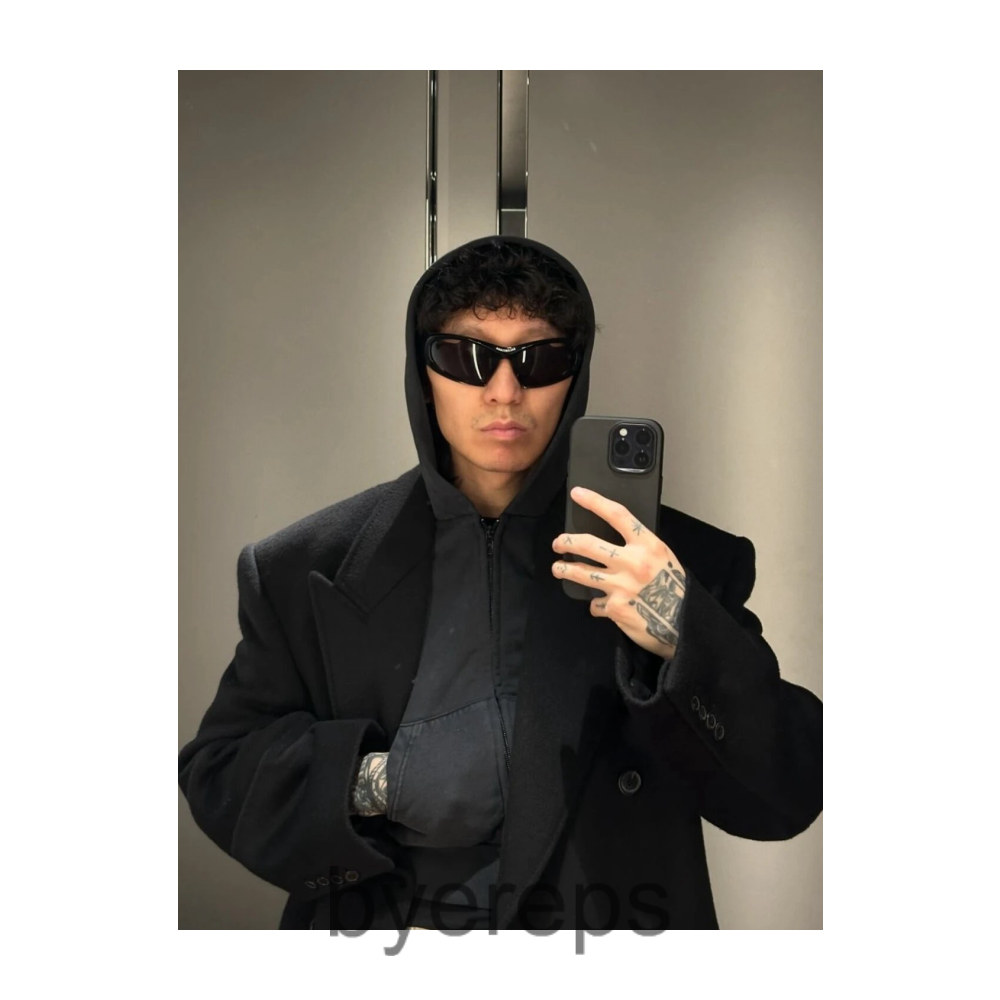 Balenciaga Fitted Zip — photo 3 of 4