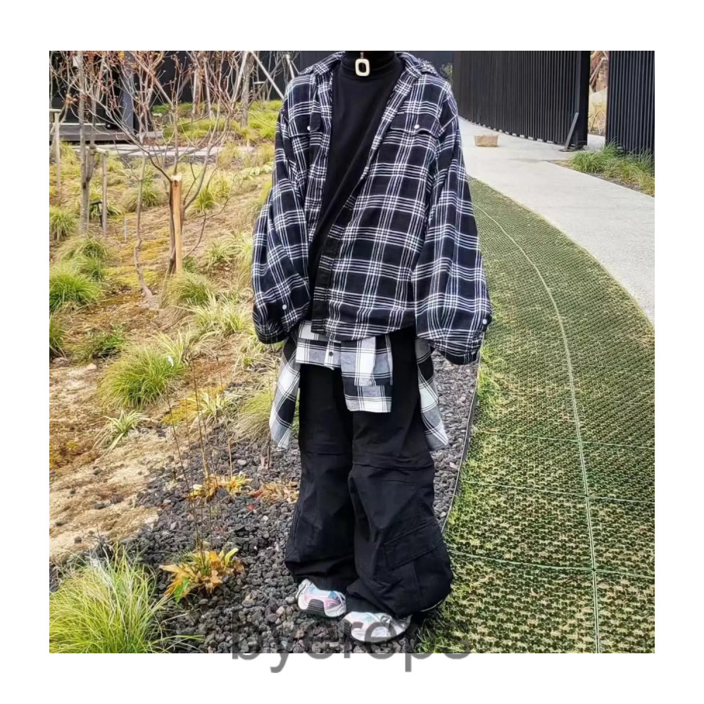 Balenciaga Flared Cargo — photo 2 of 4