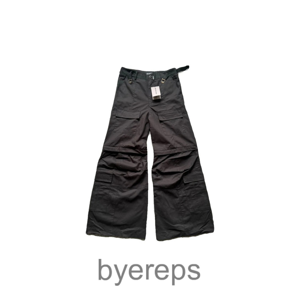 Balenciaga Flared Cargo Pants — photo 3 of 4