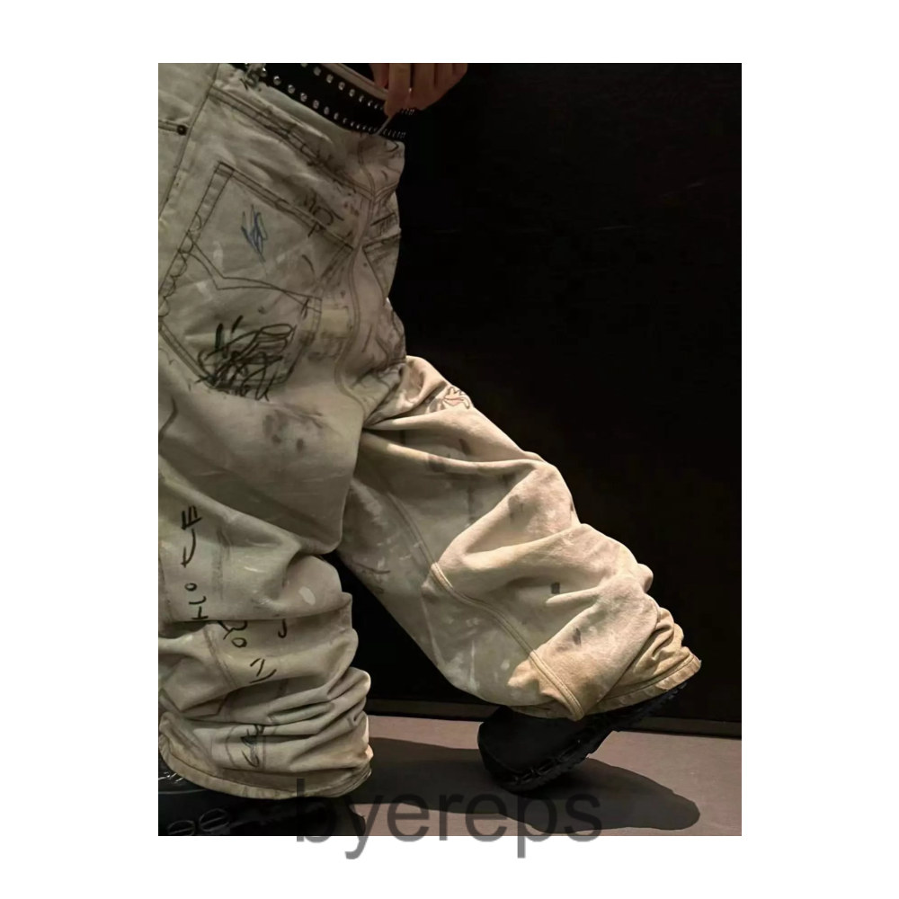 Balenciaga Graffiti Denim — photo 4 of 4