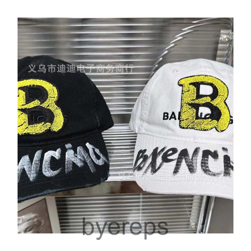 Balenciaga Hat — photo 3 of 4