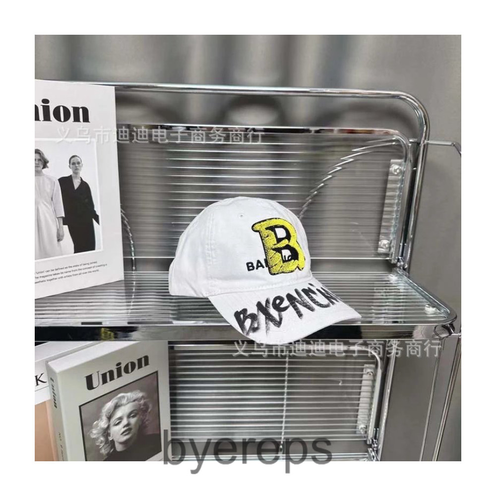 Balenciaga Hat — photo 4 of 4