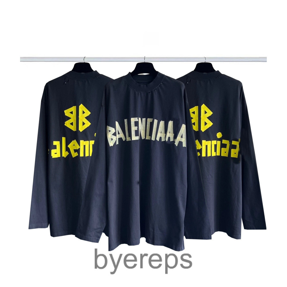 Balenciaga Hoodie — photo 2 of 4