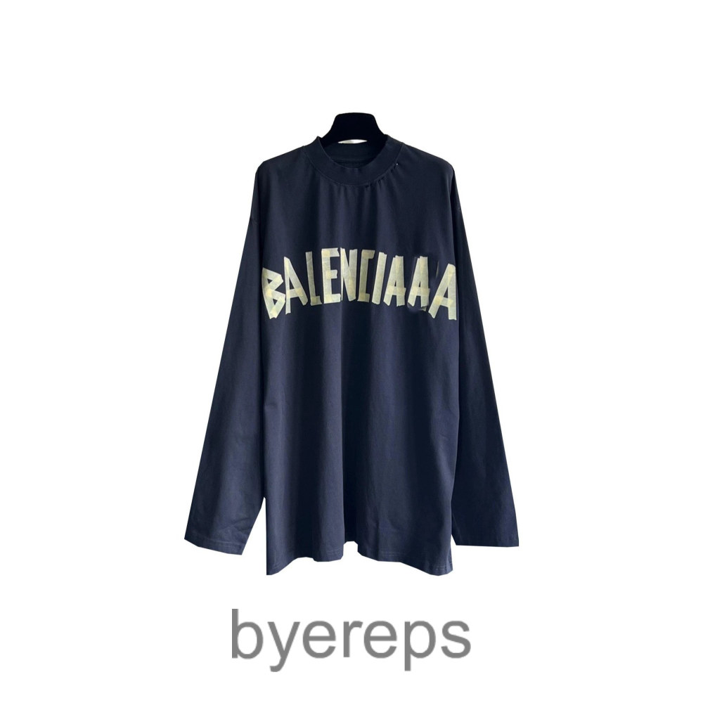 Balenciaga Hoodie — photo 3 of 4
