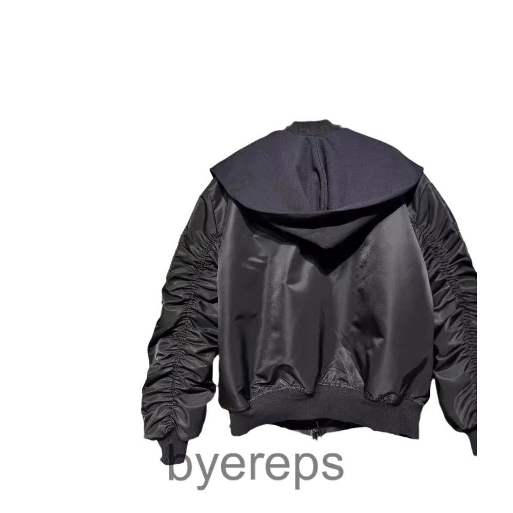 Balenciaga Icgnocnito Bomber (budget) — photo 4 of 4