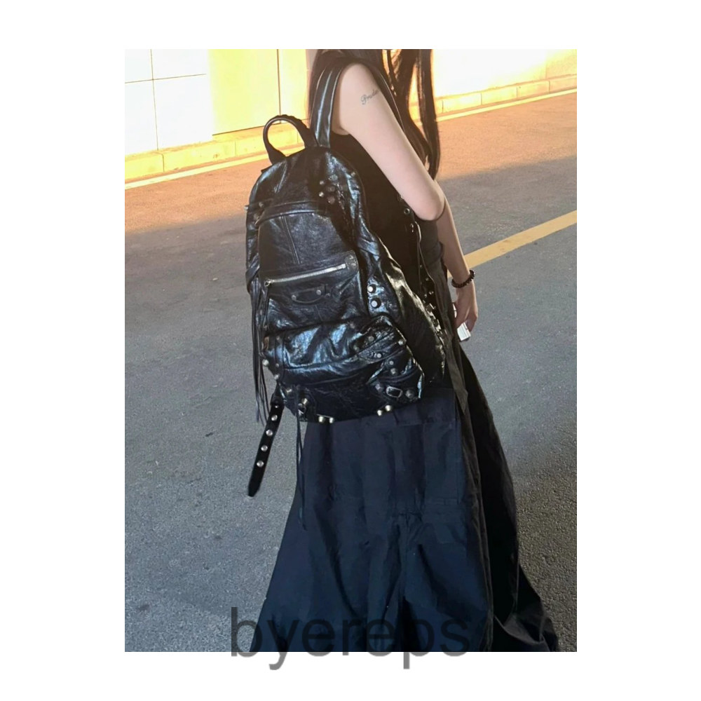 Balenciaga Le Cagole Backpack — photo 3 of 4