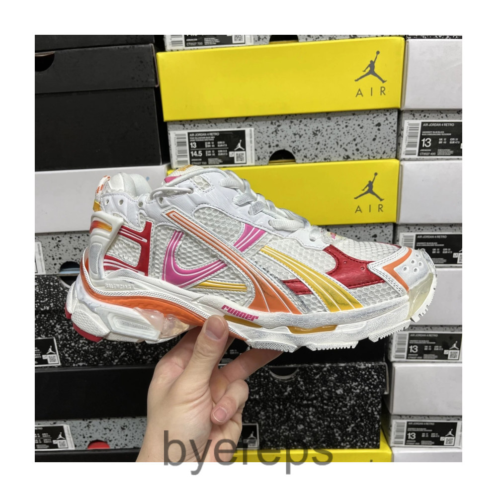 Balenciaga LED Runners (Cheaper Batch) — photo 2 of 4