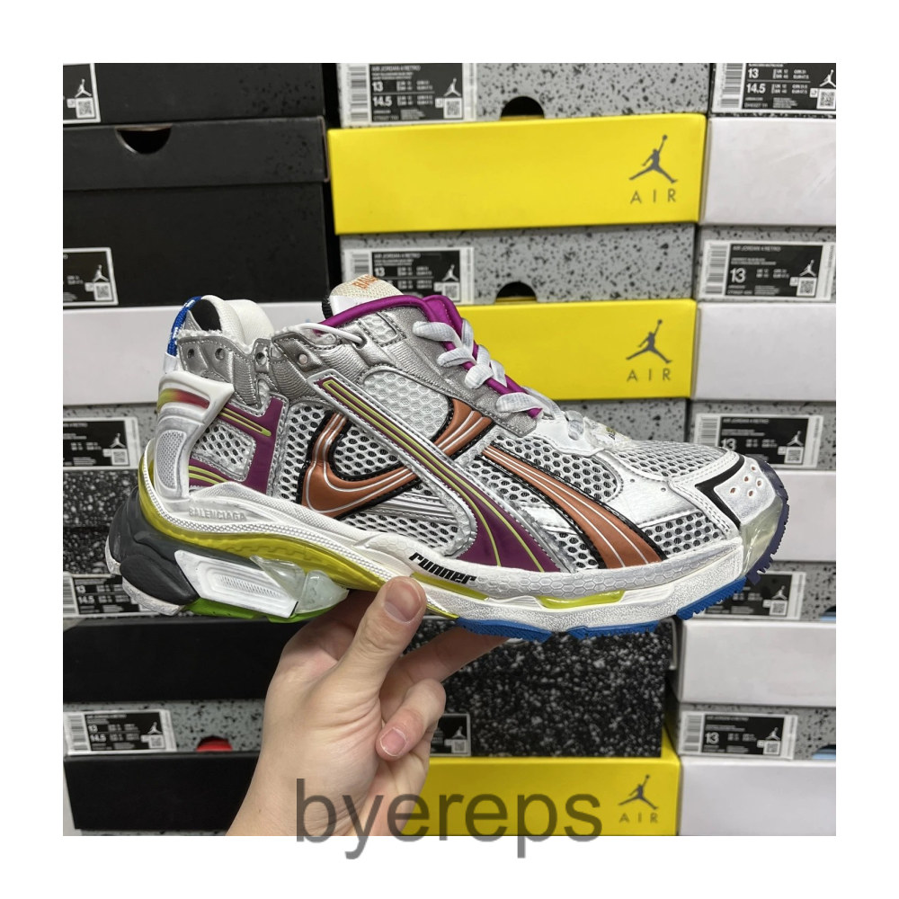 Balenciaga LED Runners (Cheaper Batch) — photo 3 of 4