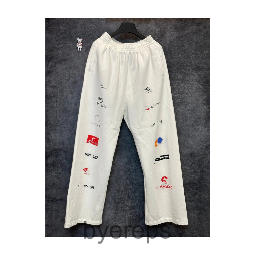 Balenciaga Logo Sweats — photo 2 of 4