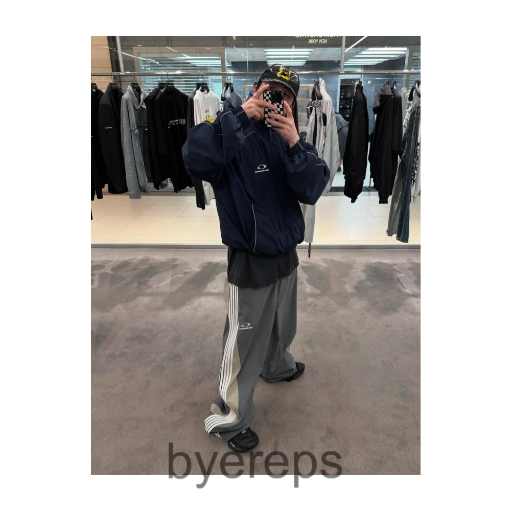 Balenciaga Loop Logo Track Jacket — photo 3 of 4