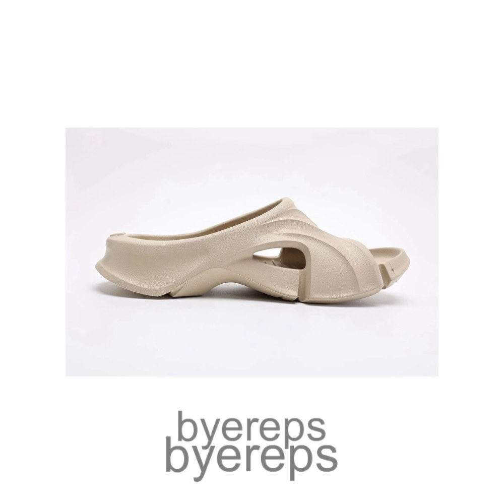 Balenciaga Mold Slide Sandal Beige