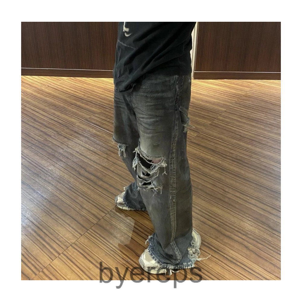 Balenciaga Mud Distressed Denim — photo 2 of 4