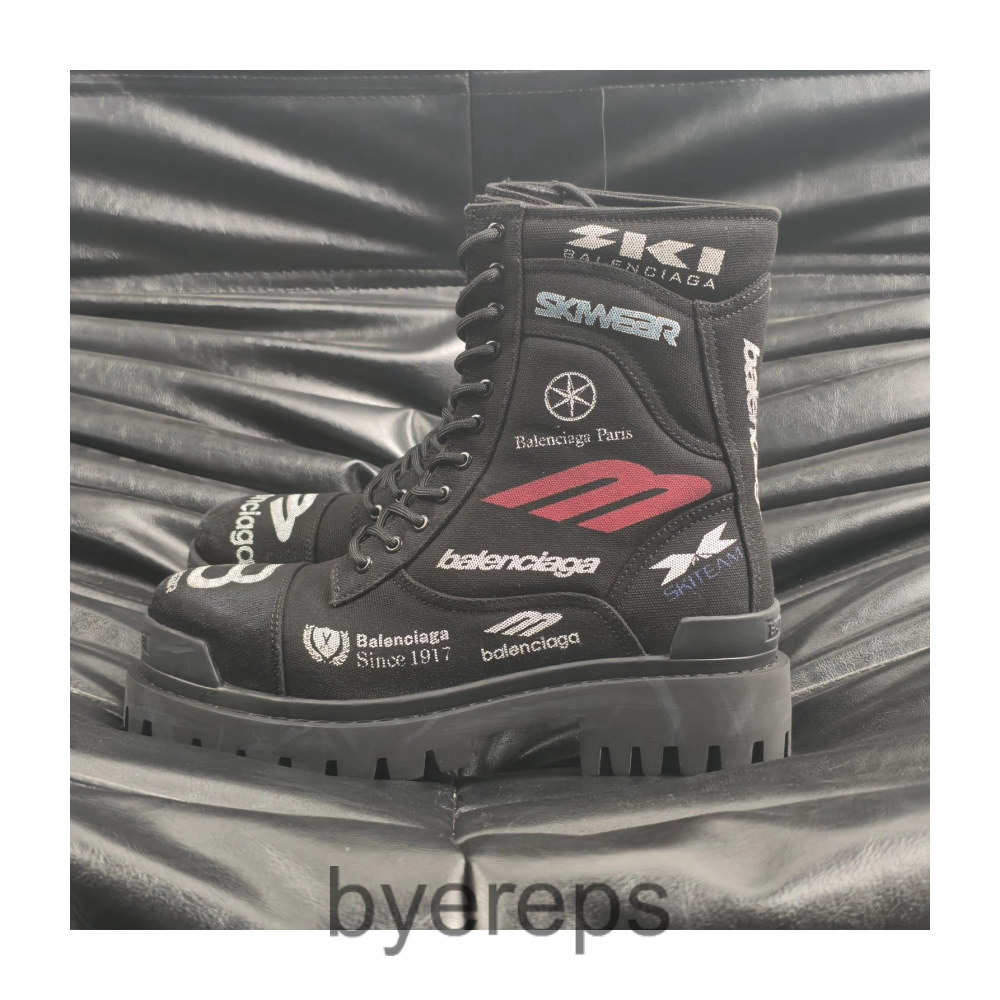 Balenciaga Multilogo Strike Boots — photo 4 of 4