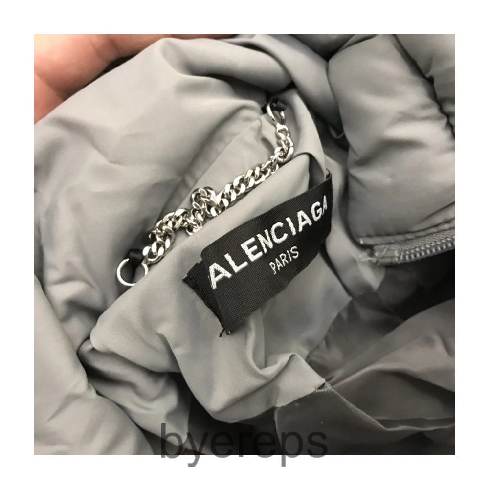Balenciaga Puffer Jacket — photo 2 of 4