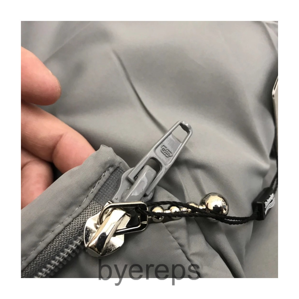 Balenciaga Puffer Jacket — photo 3 of 4