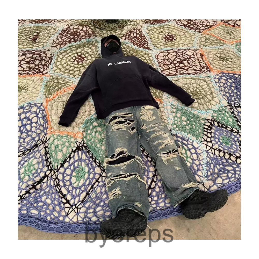 Balenciaga Ripped Denim — photo 2 of 4