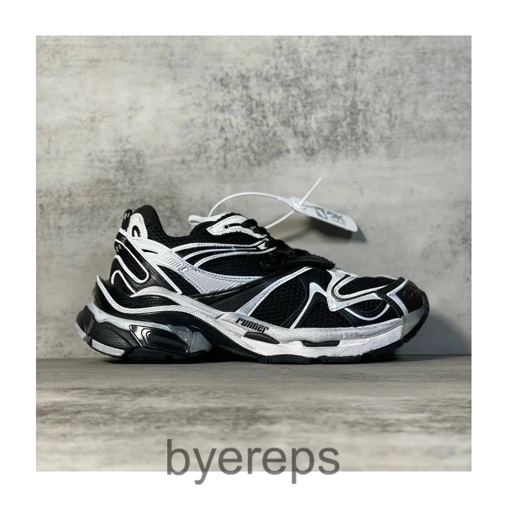 Balenciaga Runner 2.0 — photo 3 of 4