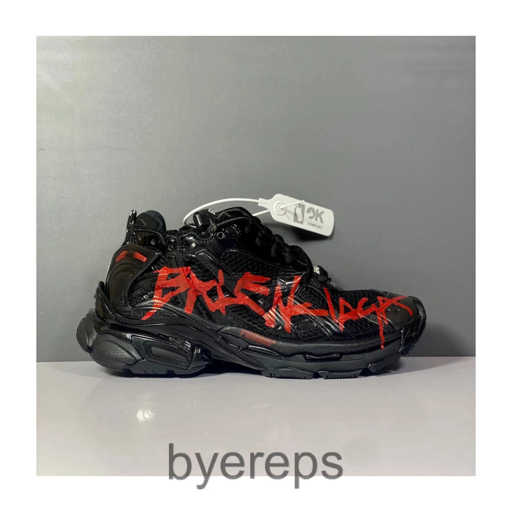 Balenciaga Runner Graffiti White Black — photo 3 of 4