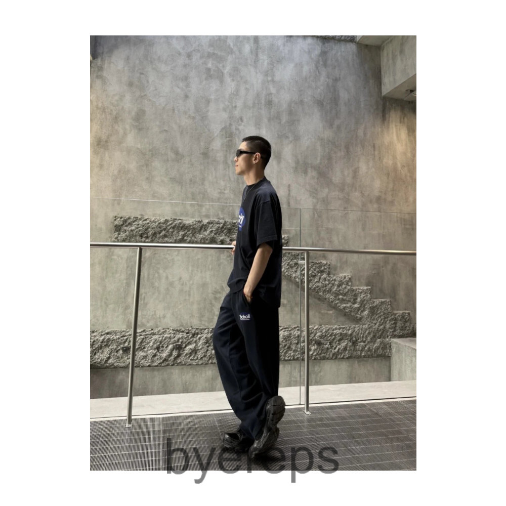 Balenciaga School Sweats — photo 3 of 4