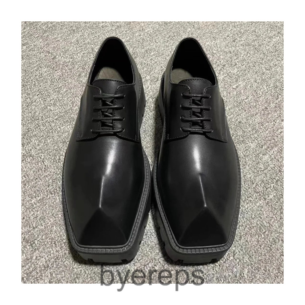 Balenciaga Shiny Strike Derby