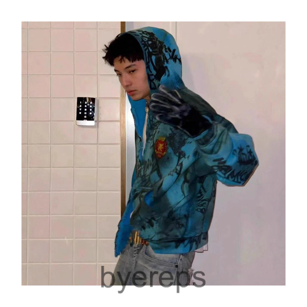 Balenciaga Skater Zip Hoodie — photo 4 of 4