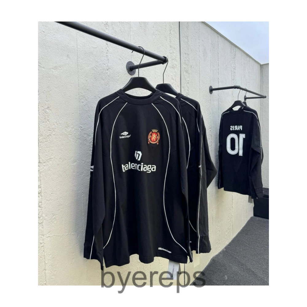 Balenciaga Soccer Longsleeve — photo 2 of 4