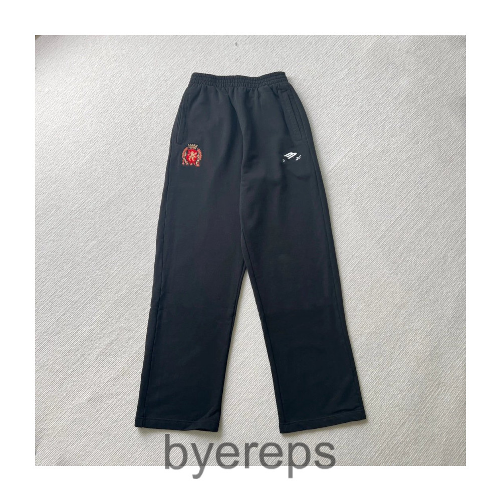 Balenciaga Soccer Sweatpants — photo 4 of 4