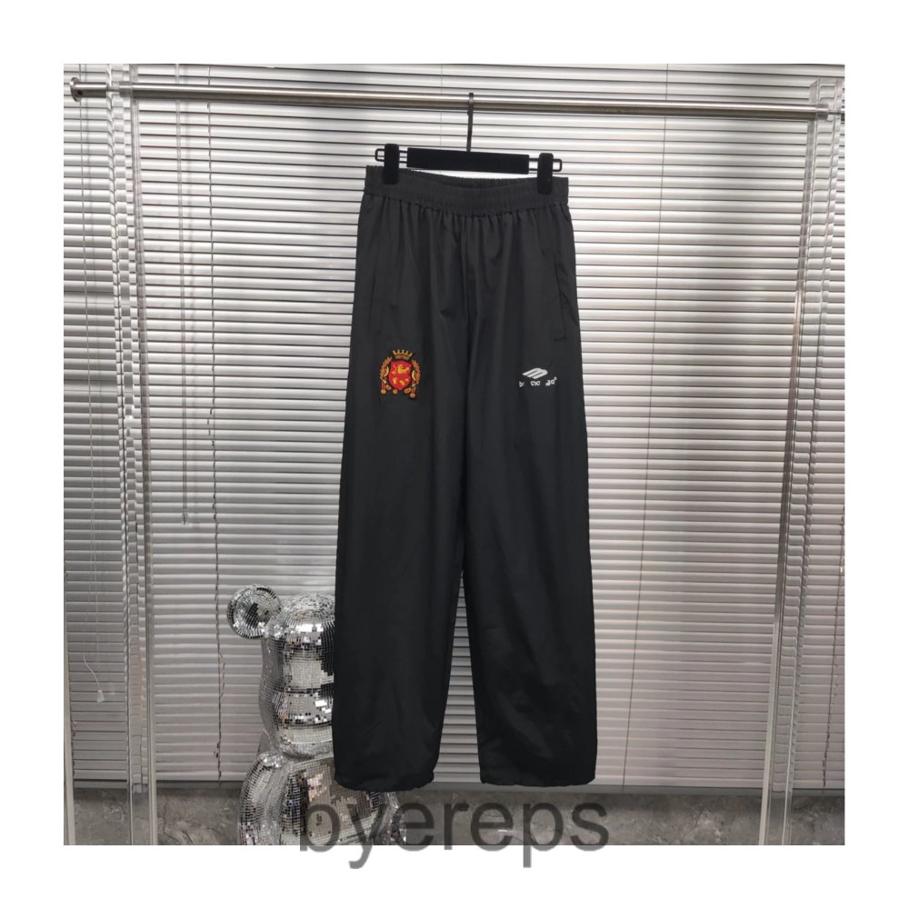 Balenciaga Soccer Trackpants — photo 3 of 4