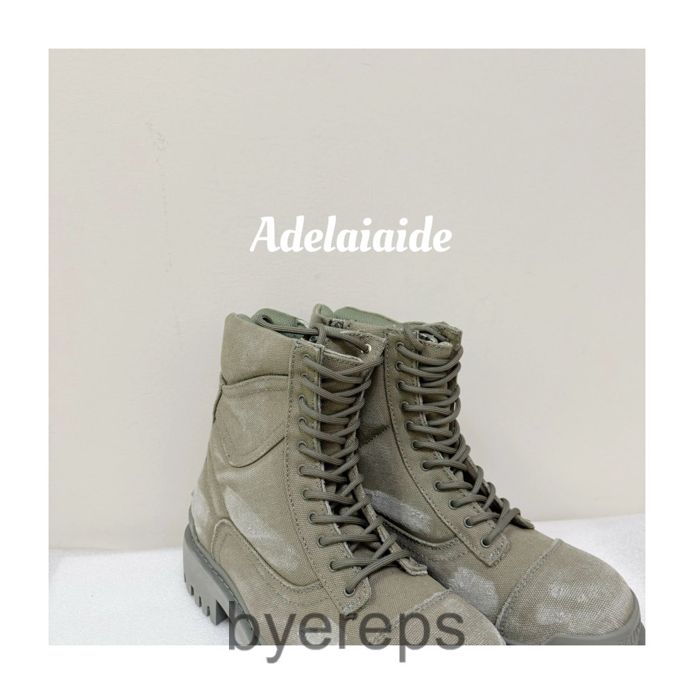 Balenciaga Strike Boots — photo 4 of 4