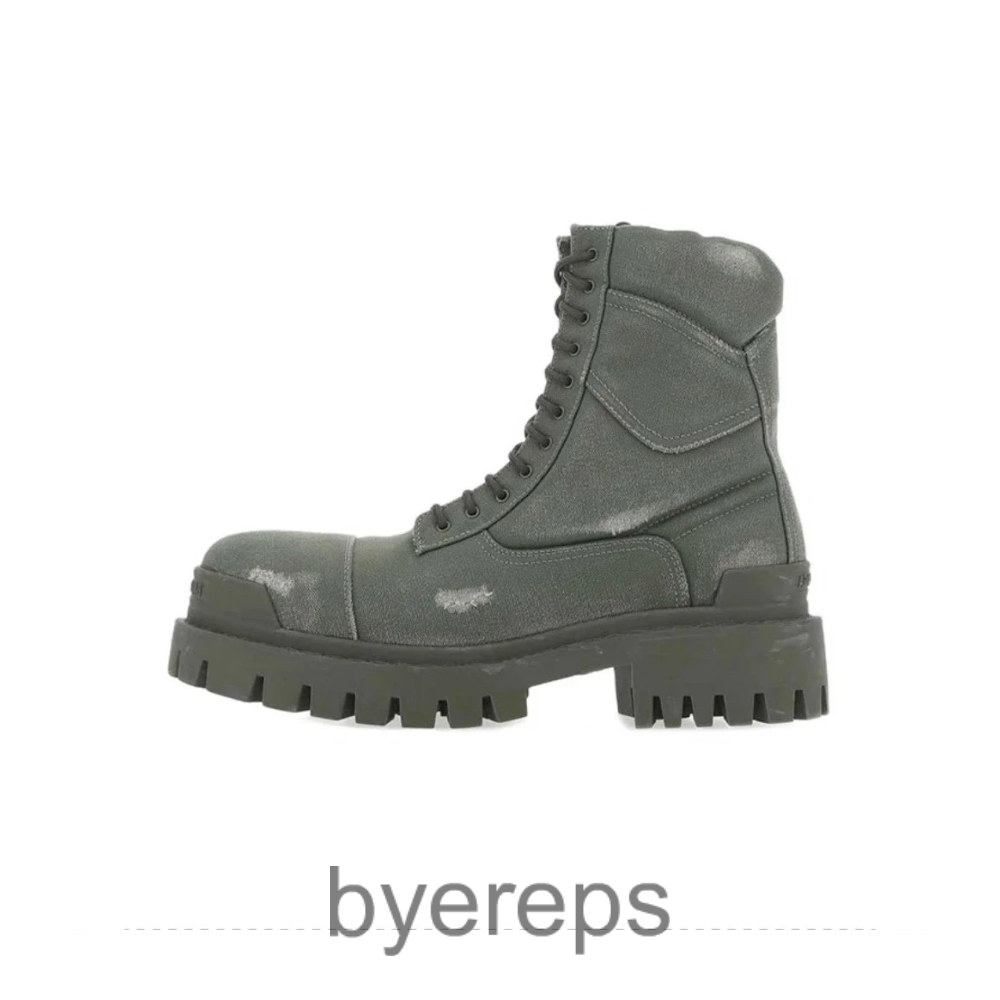 Balenciaga Strike Leather Boots — photo 4 of 4