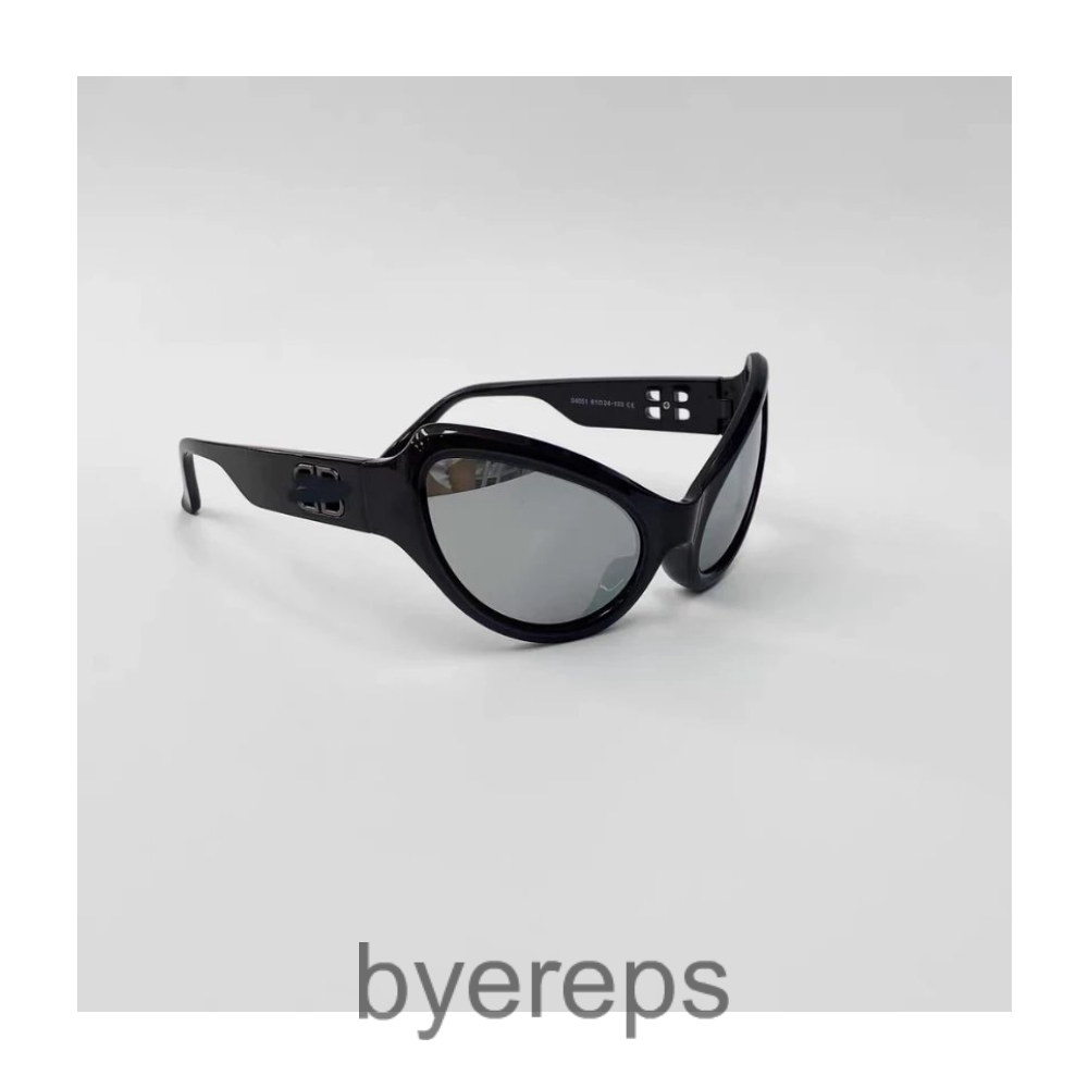 Balenciaga SunGlasses — photo 2 of 4