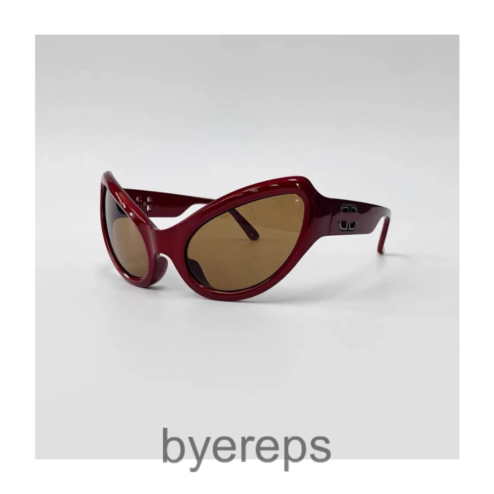 Balenciaga SunGlasses — photo 3 of 4