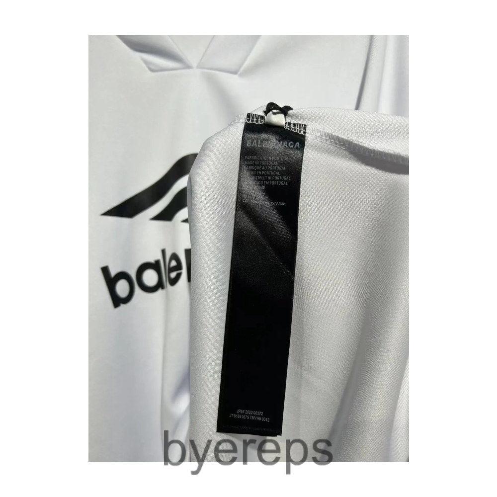 Balenciaga T-shirts (2 Colourways) — photo 3 of 4
