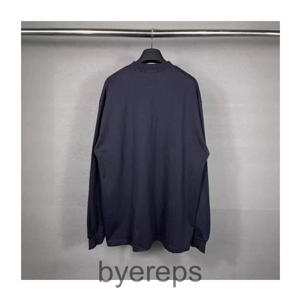 Balenciaga Text Longsleeve — photo 2 of 4