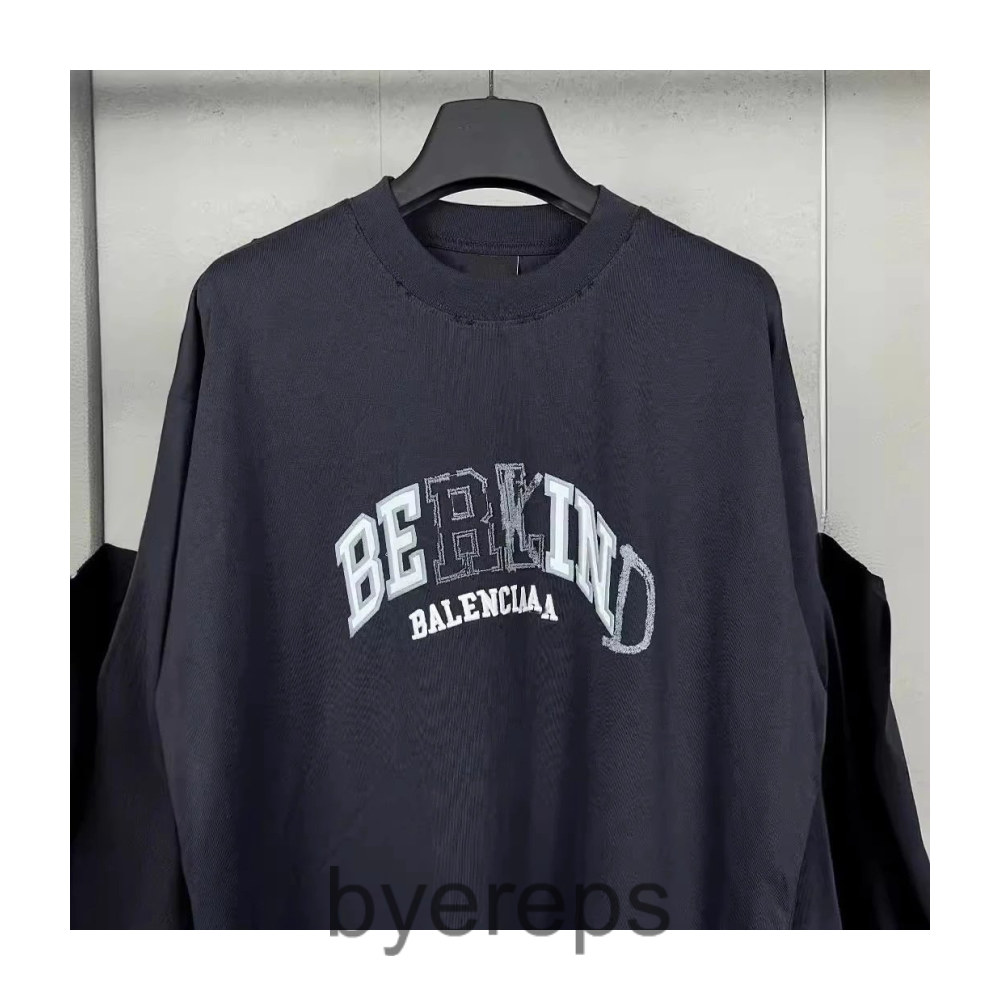 Balenciaga Text Longsleeve — photo 3 of 4