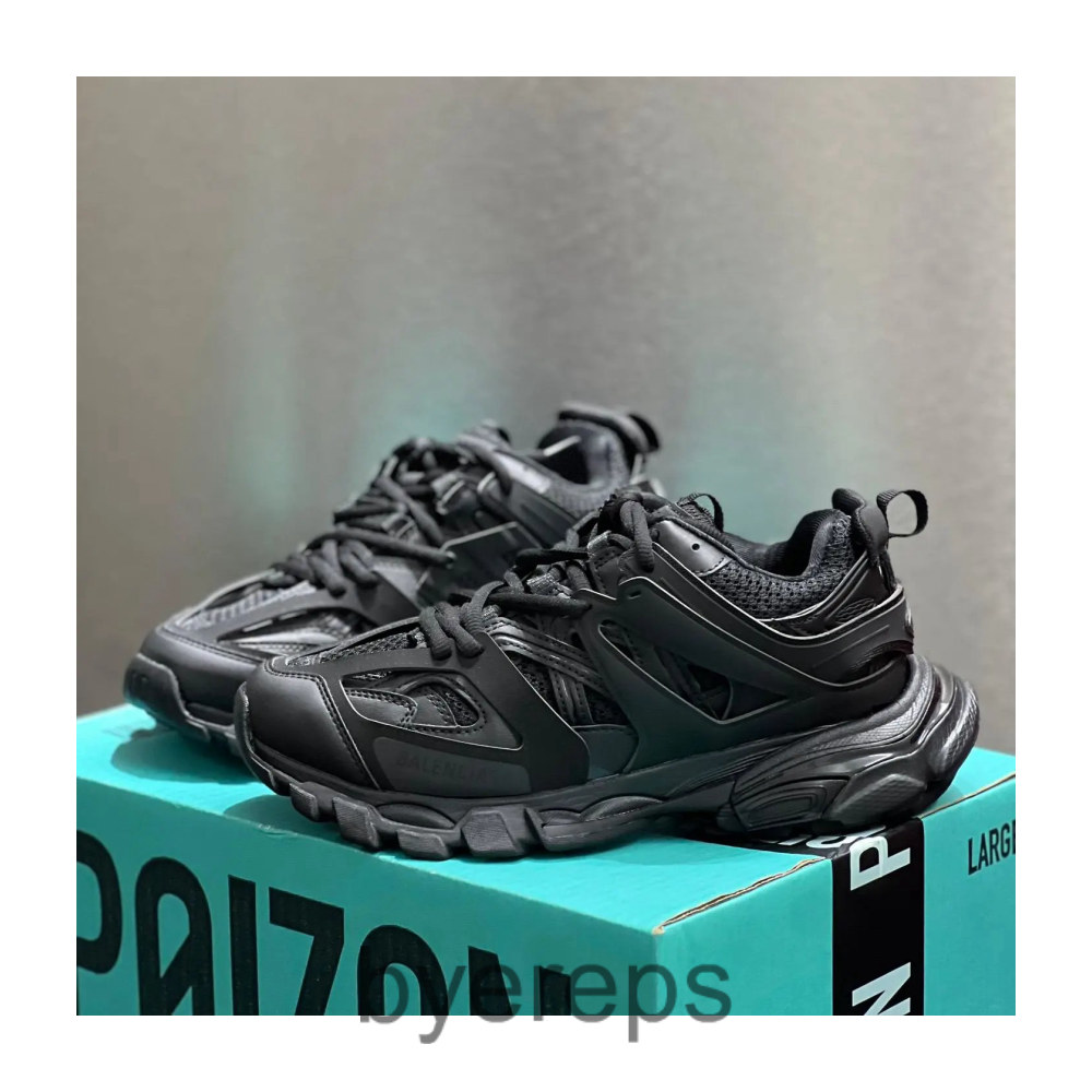 Balenciaga Track