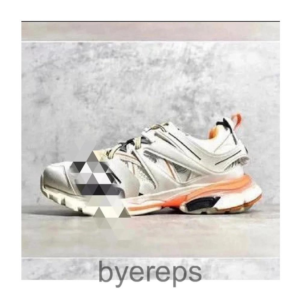 Balenciaga Track 1 — photo 2 of 4
