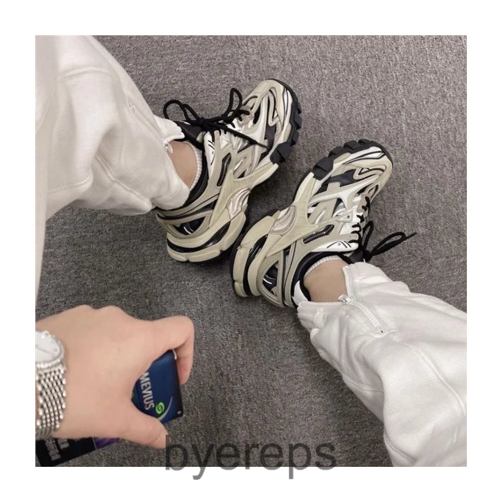 Balenciaga Track 2 — photo 3 of 4