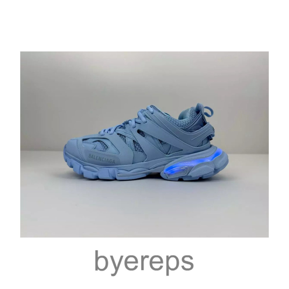 Balenciaga Track LED — photo 3 of 4