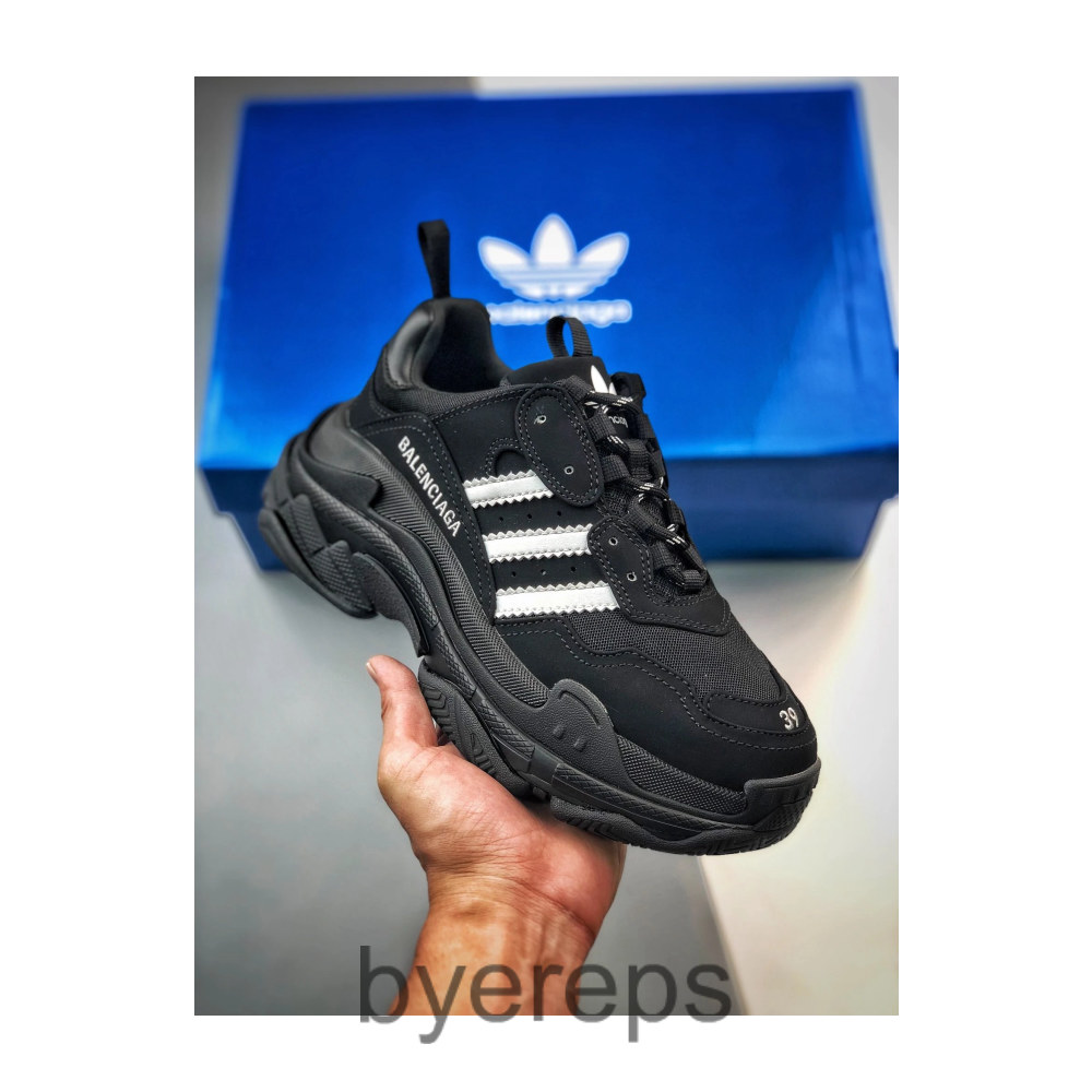 Balenciaga Triple S [OG Batch] — photo 2 of 4