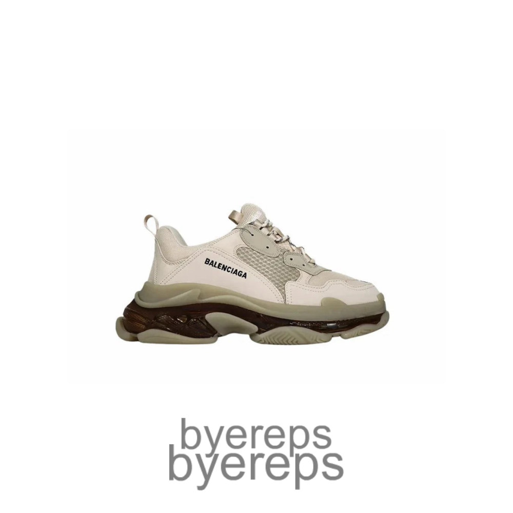 Balenciaga Triple S Snekaer Milky White