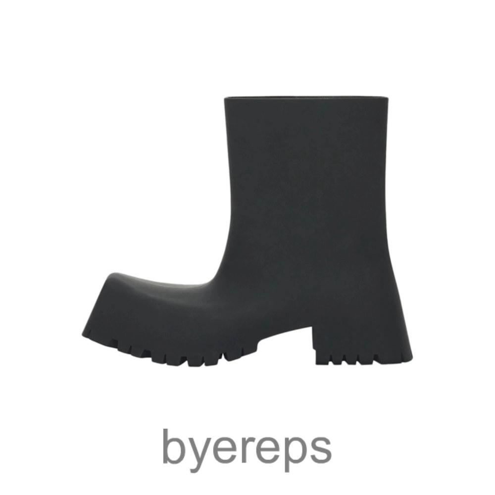 Balenciaga Trooper Boots