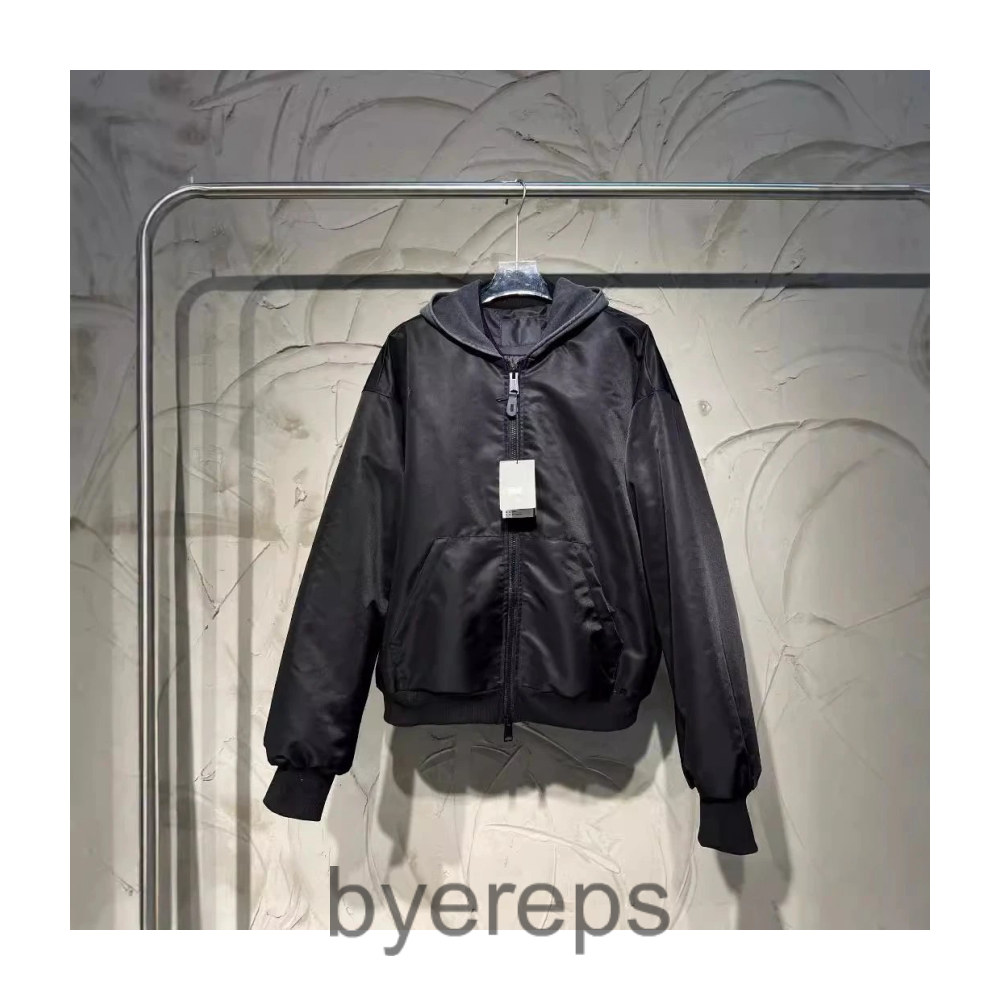 Balenciaga Unity Bomber