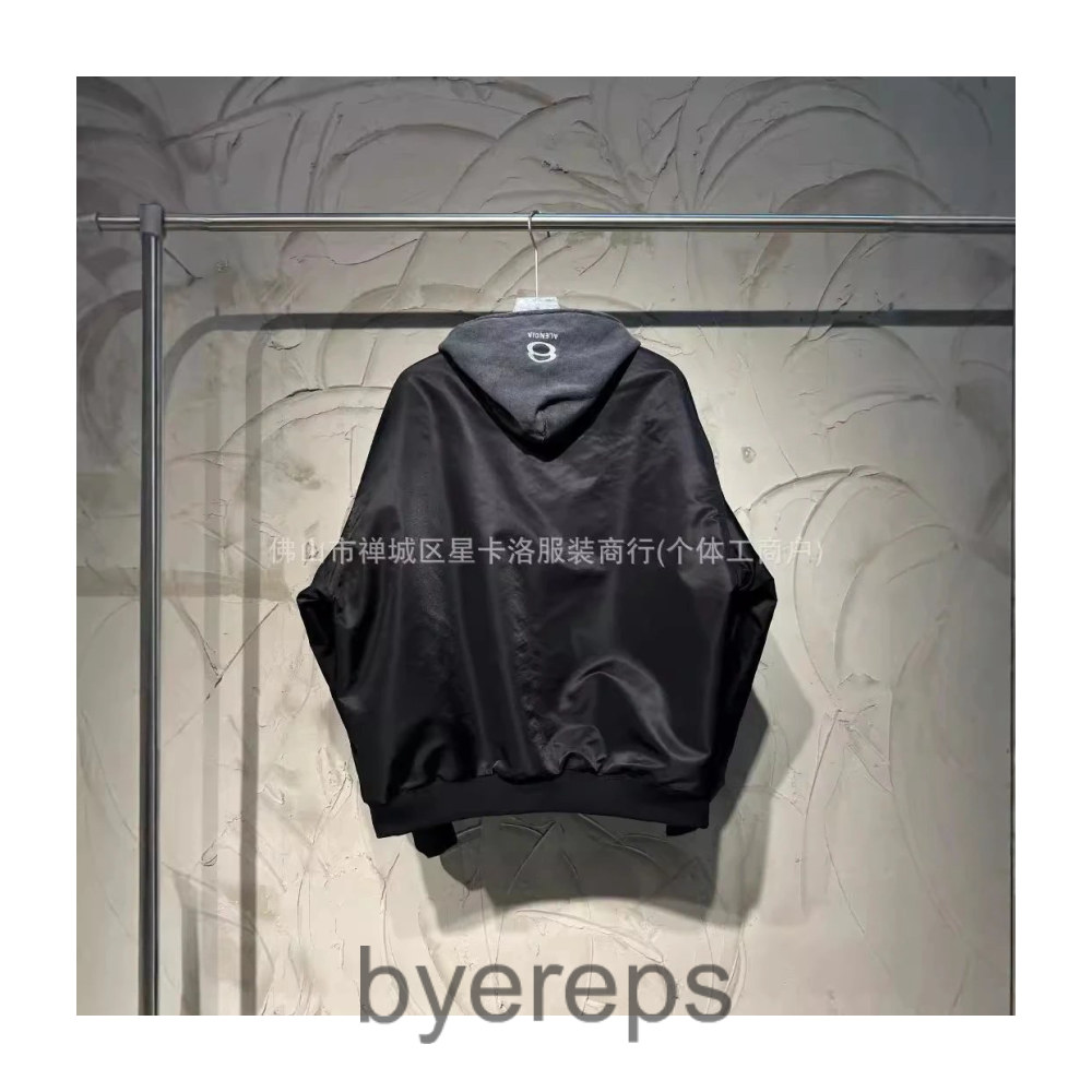 Balenciaga Unity Bomber — photo 3 of 4