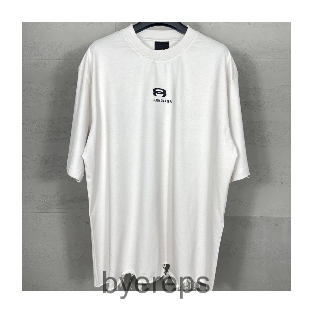 Balenciaga Unity Distressed Tee — photo 3 of 4