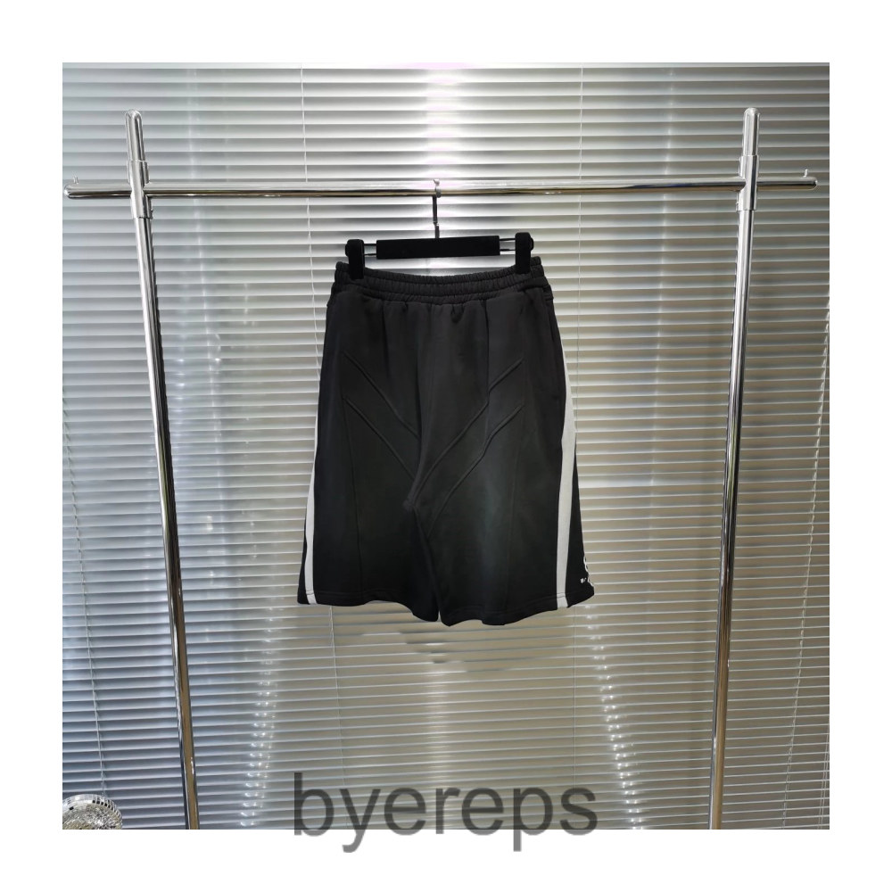 Balenciaga Unity Shorts — photo 3 of 4