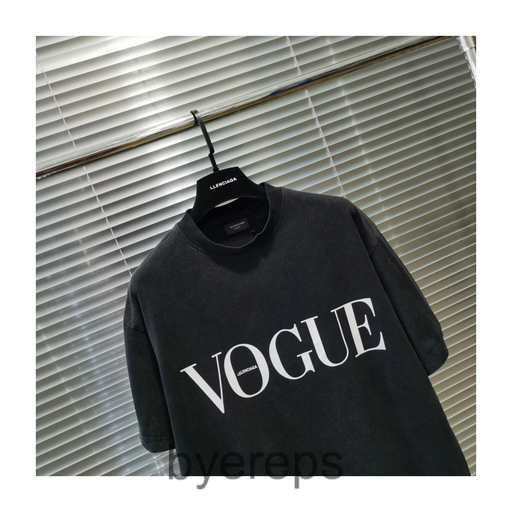 Balenciaga Vogue Shirt — photo 2 of 4