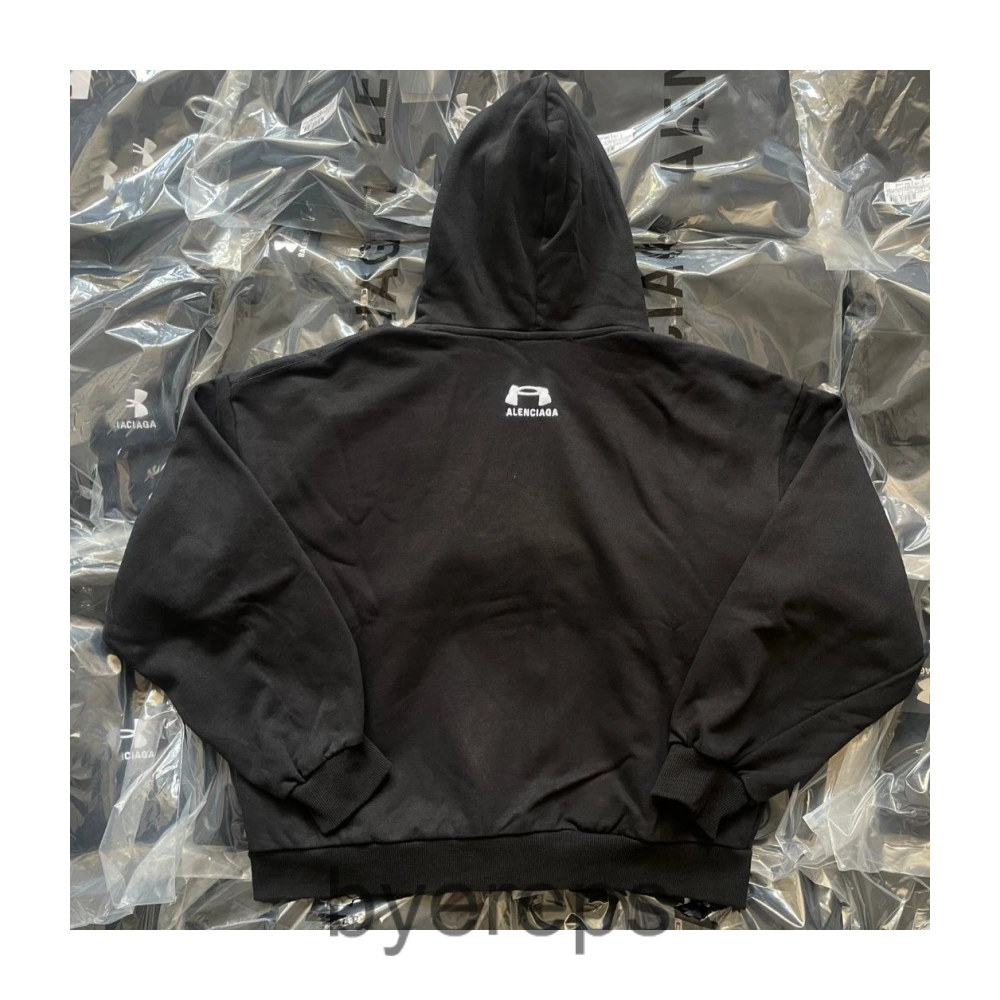 Balenciaga x Under Armour Hoodie — photo 2 of 4