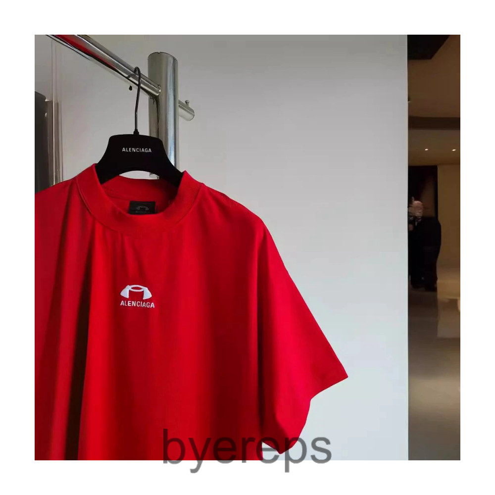 Balenciaga x Underarmour Red Shirt — photo 4 of 4
